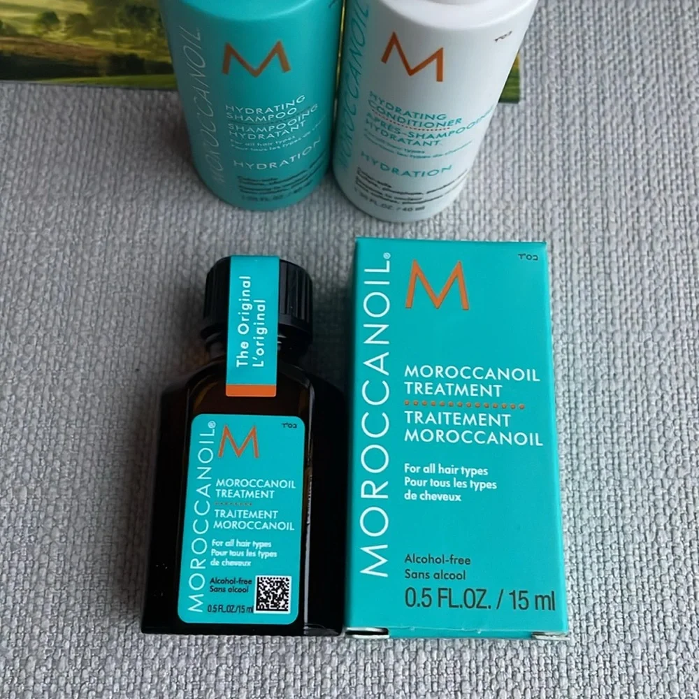 Moroccanoil mini travel bundle